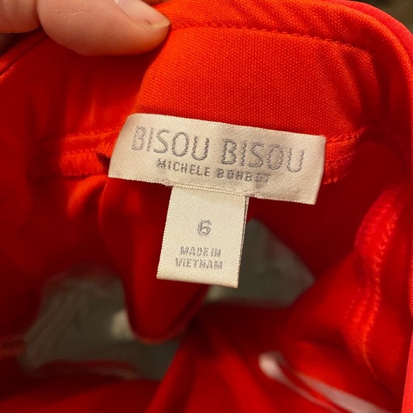 Dress - Picture 3 of 3